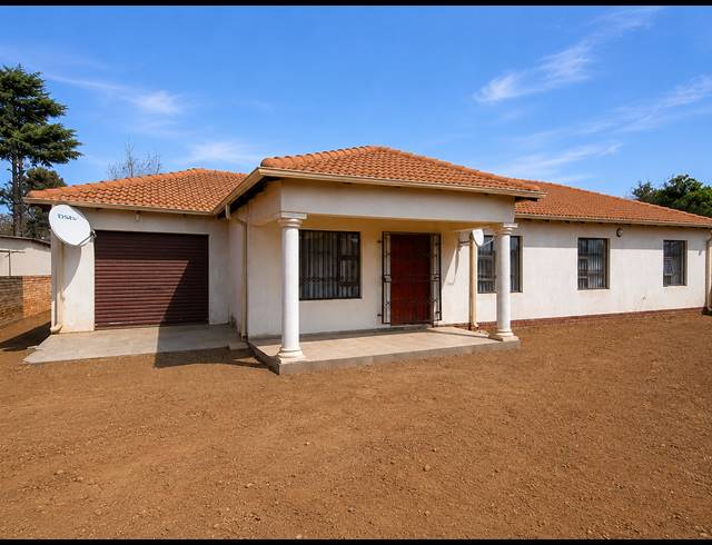 4 BEDROOM HOUSE FOR SALE IN MEYERTON PARK